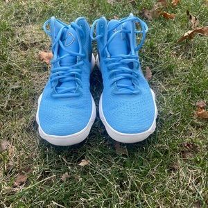 HD Hyperdunk TB basketball shoes